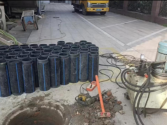 正安PE置换管厂家 DN315置换管 非开挖管短管置换